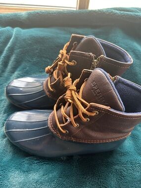 Sperry Navy and Brown Saltwater™ Duck Lug Boot
Duck Boots, Flat Heel